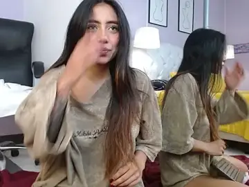 Stripchat Free Porn Cam of Cataleyaa23