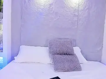 Stripchat Best Webcam of CristalCollins_