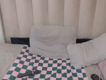 Stripchat Watch Live Sex Cams of CuteHoney92