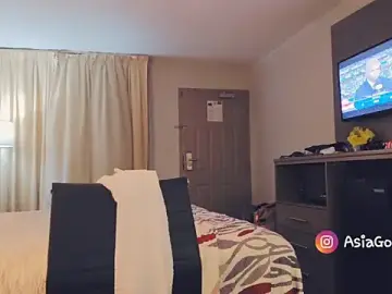 Stripchat Live Sex Cam of YourSecretGF963