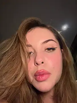Stripchat Sex Chat of Alirawrz