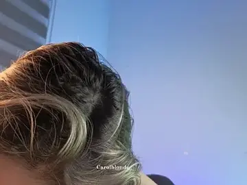 Stripchat Free Porn Cam of Carolblonde