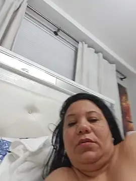 Stripchat Nude Webcam of caro321cc