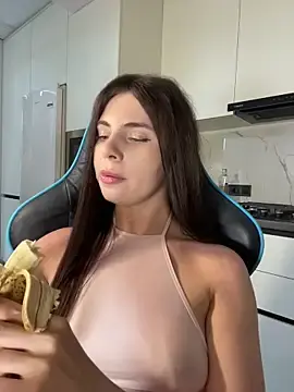 Stripchat Live Porn of CurlyLara