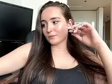 Stripchat Best live sex cam show of Emilly_Cart