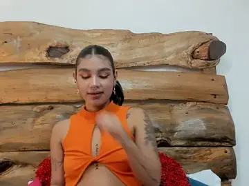 Stripchat Free Porn Cam of LeandraEvanz