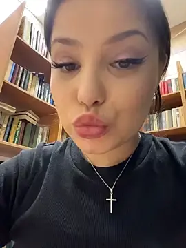 Stripchat Live Porn of Chloe__Moon