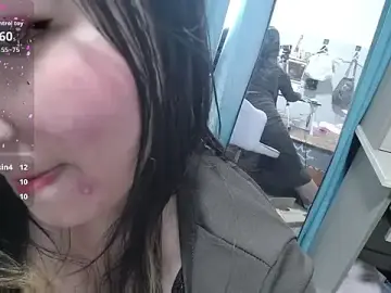 Stripchat Best Webcam of LittleKitty-