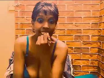 Stripchat Sex Cam of Fuckable_Nasty_MILF