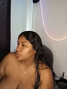 Stripchat Live Porn of paola091