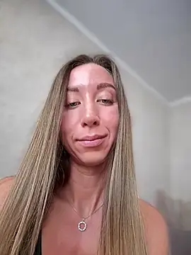 Stripchat Live Sex of Eva_SweetCatt