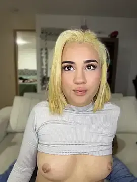 Stripchat Free Live Porn of Miss_velvet_18