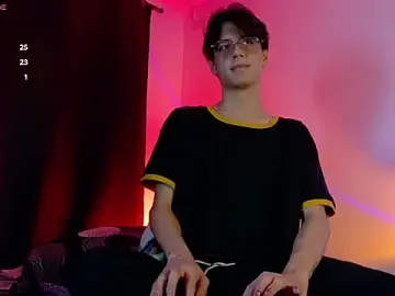 Stripchat Free Live Porn of lui_x_dust