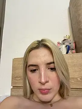 Stripchat Best live sex cam show of Maia_Collins