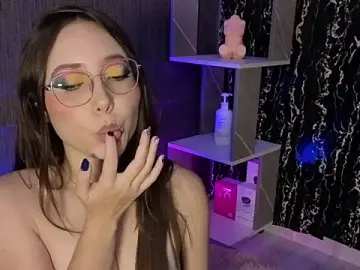 Stripchat Sex Cam of Thalia_anderson