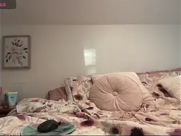 Stripchat Sex Cam of sarahinparadise