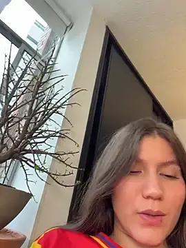 Stripchat Watch Live Sex Cams of AmelieLaurent_