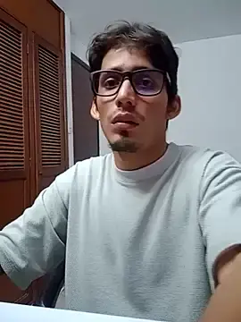 Stripchat Free Live Porn of SrIncognito666