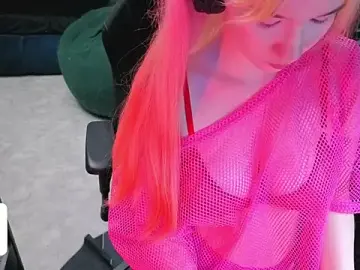 Stripchat Live Sex of Maya_Viola