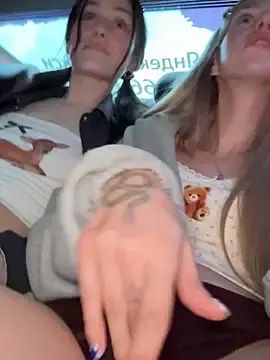 Stripchat Private Sex Chat of kira_mia