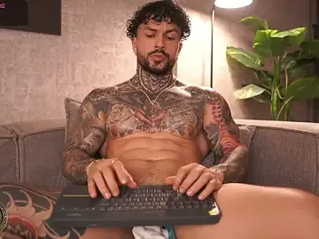 Stripchat Free Live Porn of mariano_costa