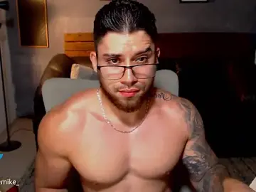 Stripchat Adult Video Chat of Mike_montoya01
