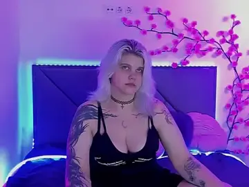 Stripchat Adult Webcam of JoannLowe