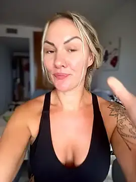 Stripchat Adult Video Chat of NastyMilf_