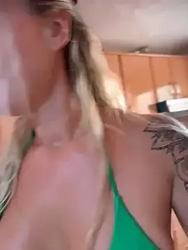 Stripchat Free Porn Cam of NastyMilf_