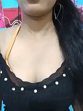 Stripchat Free Porn Cam of Naughty_Kiara_