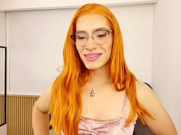 Stripchat Live Sex Cam of Camiiniieves