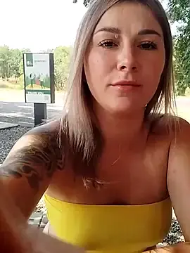 Stripchat Nude Webcam of evil_kitty