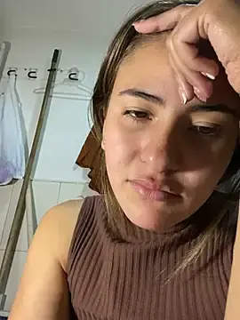 Stripchat Nude Webcam of Andrea_19blonde
