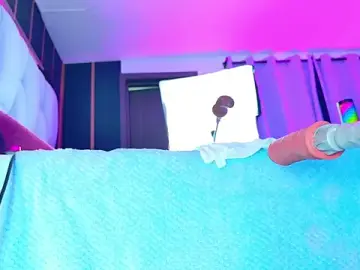 Stripchat Adult Webcam of NathaxaLeans