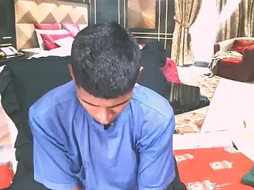 Stripchat Live Sex Cam of IndianThuggin