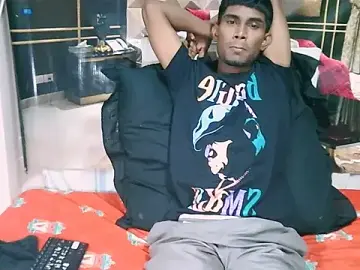 Stripchat Free Porn Cam of IndianThuggin