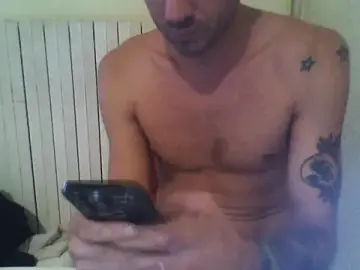 Stripchat Live Sex Cam of ludooo899