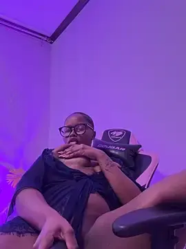 Stripchat Adult Webcam of Neelo-Smith