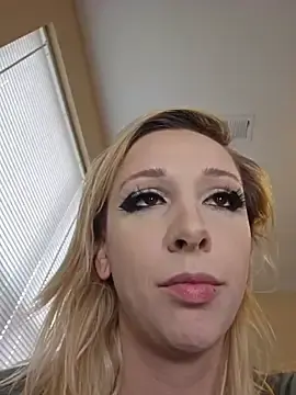Stripchat Free Live Porn of AmethystFoxx