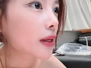 Stripchat Adult Webcam of Butterbear