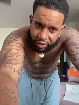 Stripchat Free Porn Cam of MilkyMontana