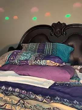 Stripchat Sex Cam of RenaThickAss