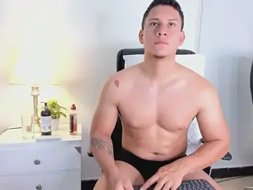 Stripchat Adult Webcams of Chriss_Diamond