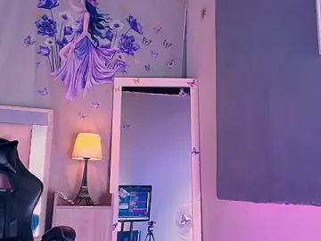 Stripchat Free Live Porn of Emily_Castillo_1