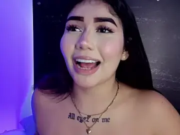 Stripchat Free Live Porn of abby_doll_
