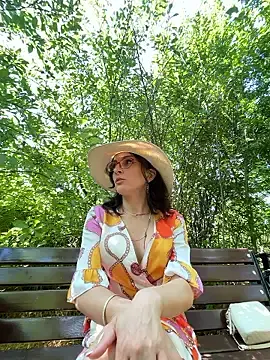 Stripchat Sex Cam of classyladyrellax