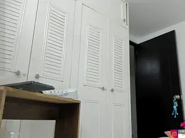 Stripchat Live Porn of sweet_amalia4