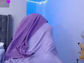 Stripchat Sex Cam of Hanna-Queenss
