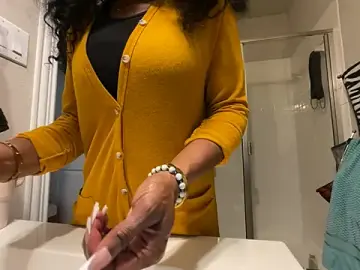 Stripchat Sex Cam of wynterheat