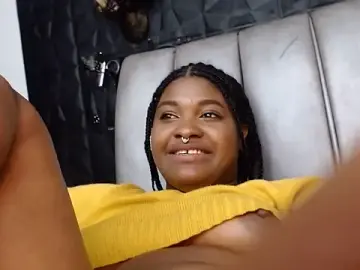 Stripchat Free Porn Cam of Hanna_Fox_69